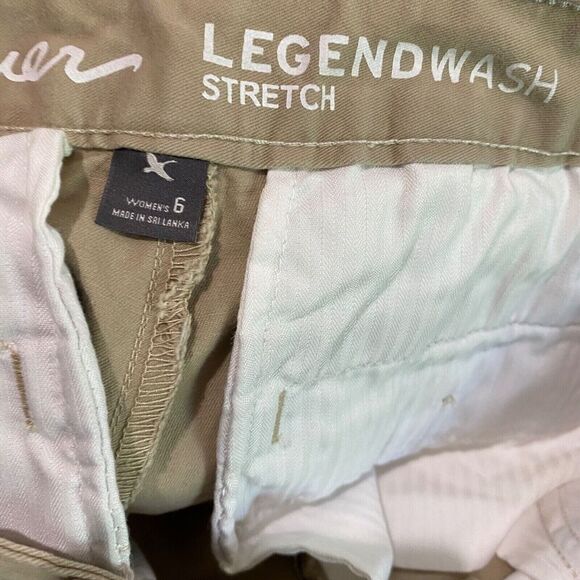 Eddie Bauer Shorts womens 6 bermuda khaki beige 31 x 9.5 outdoor casual - Picture 4 of 4